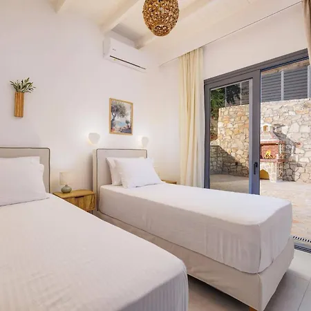 By ヴィラ パレオカストリッツア